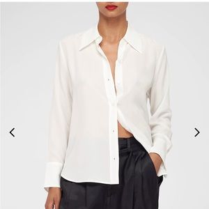 EQUIPMENT
Essential Long-Sleeve Silk Shirt size xs new